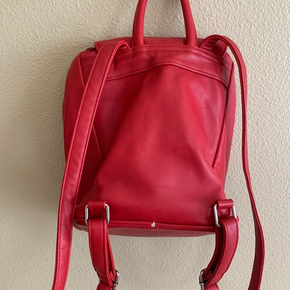 Small red backpack!! - Picture 3 of 6